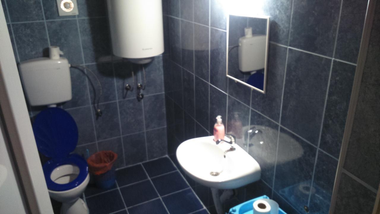 Apartmani Emil Podgorica Exterior photo